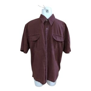 Size M Columbia men's button up maroon t-shirt